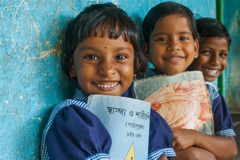 Donate to Help Children in India .